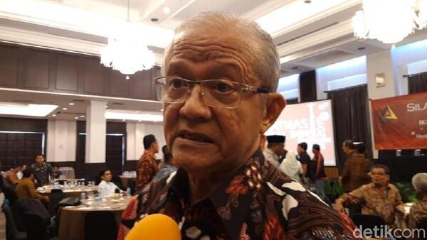 MUI: Larang TKA Terutama dari China Masuk RI untuk Memutus Mata Rantai Corona