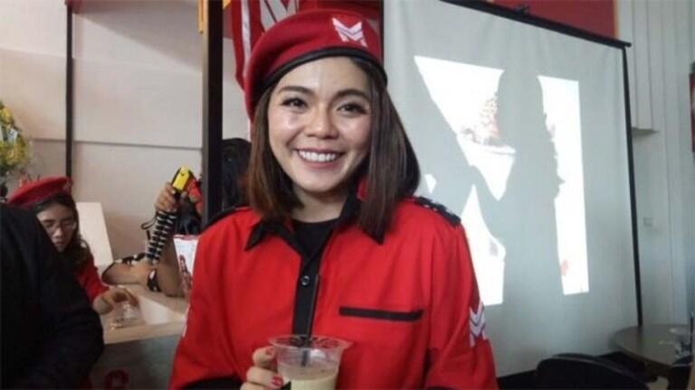 7 Public Figure Ini Mengikuti Trend Berbisnis Kopi Kekinian