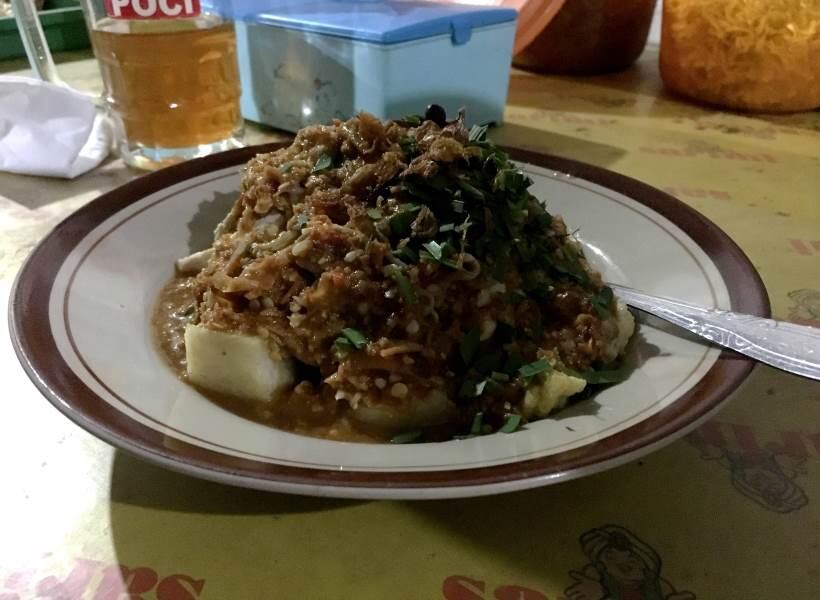 8 Tempat Pilihan Lontong Tahu Khas Blora, Rasanya Jadi Pengen Pulang Kampung