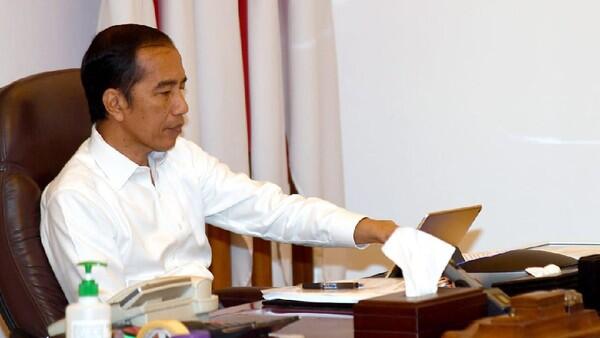 Jokowi Sebut Ada 375 Ribu Pekerja Formal Kena PHK