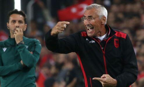 10 Aki-Aki Super yang Masih Aktif Melatih Tim Sepak Bola, Siapa Paling Tua?