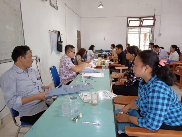 Membantu Anak Yang Semangat Belajar Tinggi Eh Beberapa Tahun Kemudian Membantu Saya