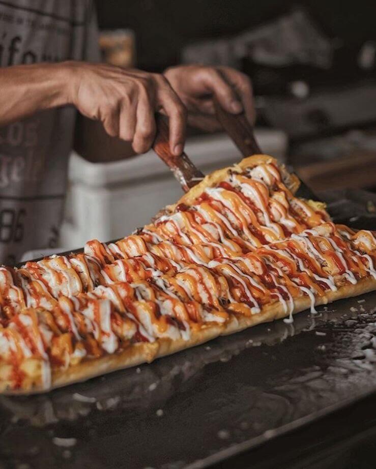 Makanan Porsi Jumbo, Cocok untuk Berbuka Sekeluarga