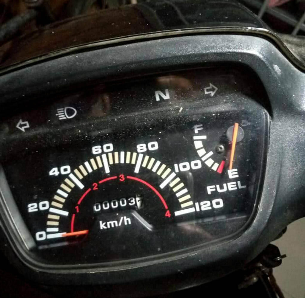 Honda Astrea Grand Tahun 97 Kilometer Masih 3.7KM, Dijual Harga 100 Juta