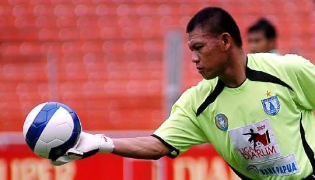 Starting XI Persipura Jayapura yang menjuarai liga 2005 Dan Nasibnya Kini
