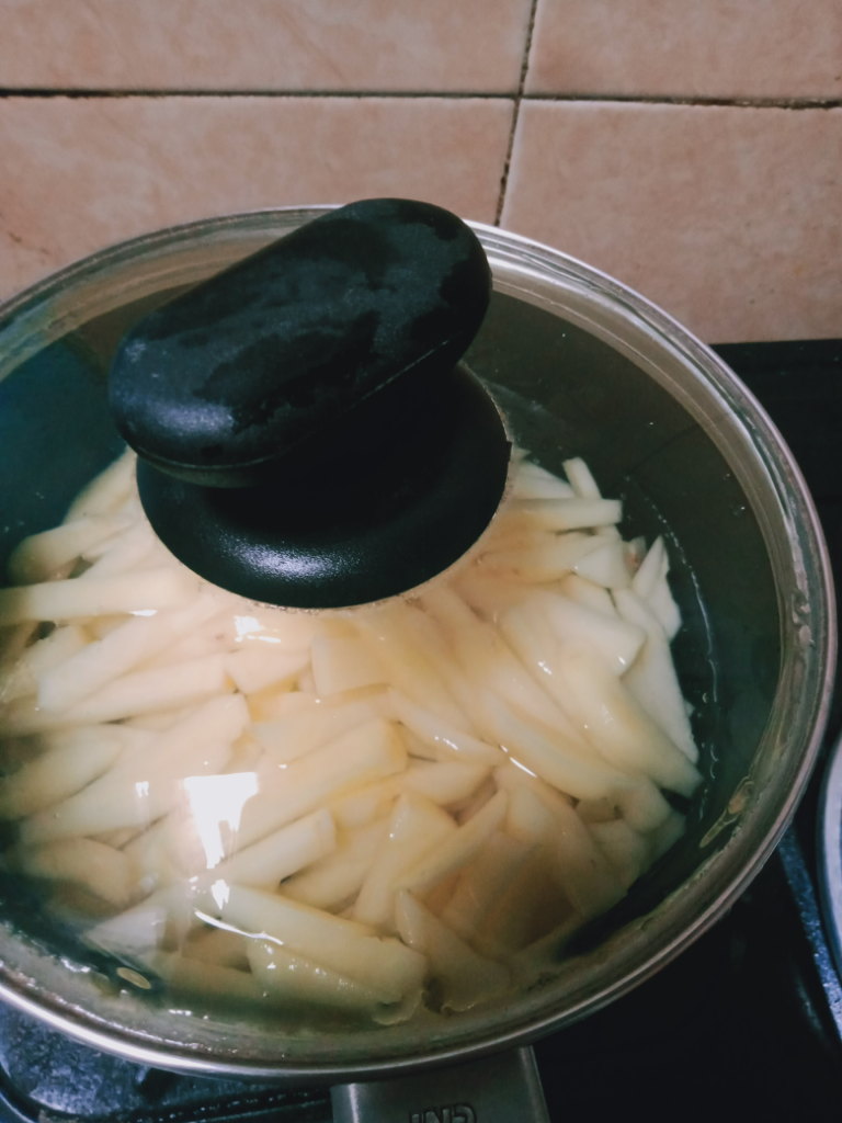 (COC Ramadhan 2020) Menu Buka Puasa Kentang Krispy Ala Rumahan.