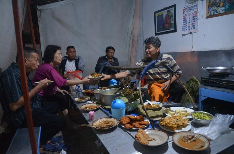 5 Rekomendasi Warung Sate Serepeh Khas Rembang, Bikin Kangen Pulang Kampung!