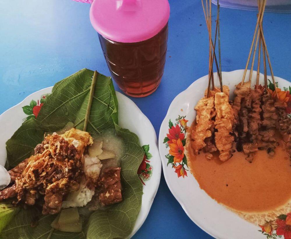 5 Rekomendasi Warung Sate Serepeh Khas Rembang, Bikin Kangen Pulang Kampung!
