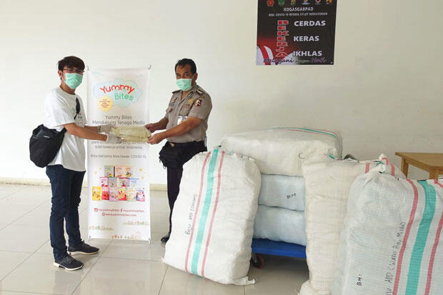 Produsen Makanan Bayi Berikan APD ke Petugas Medis di RS Wisma Atlet