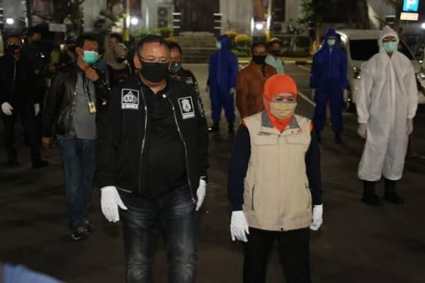 Kapolda dan Gubernur Jatim Awasi Patroli PSBB Surabaya , 82 Pelanggar Ditindak