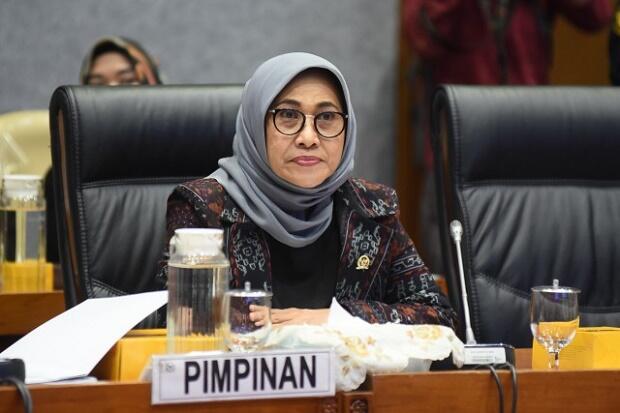 Luncurkan Program Golkar Pintar, Hetifah: Permudah Informasi Pendidikan