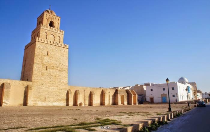 FOTO: Ada di Tunisia, Ini Masjid Pertama di Benua Afrika