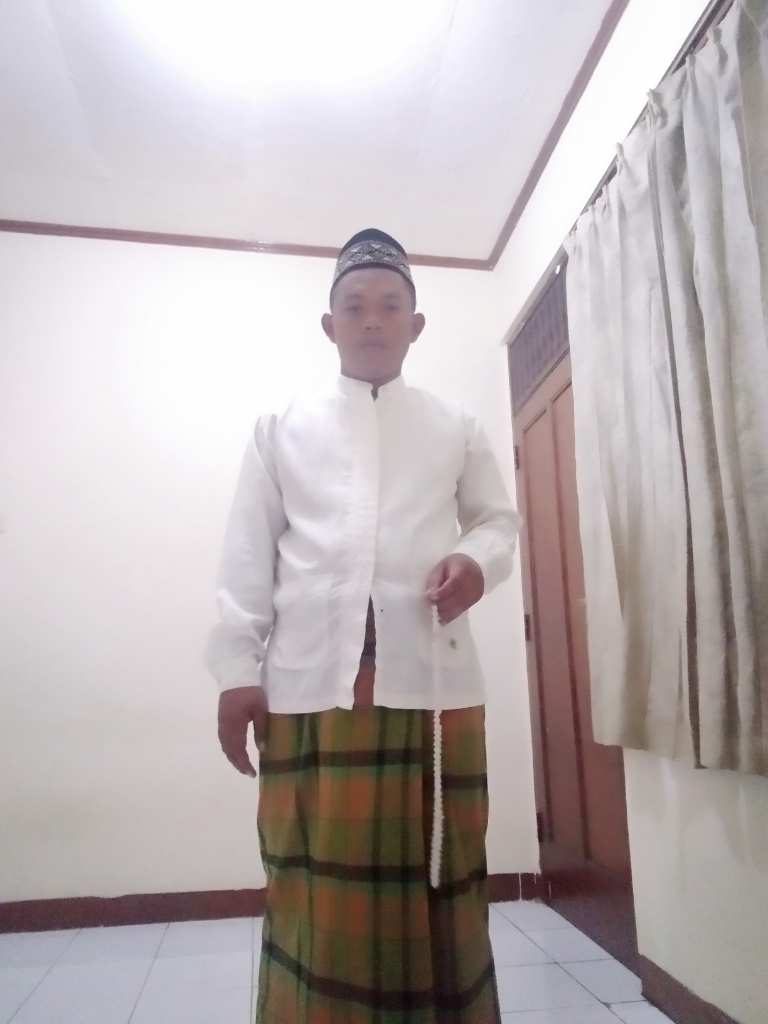 PAKAR KUSUK KEJANTANAN PRIA/WANITA.AA SUHENDI