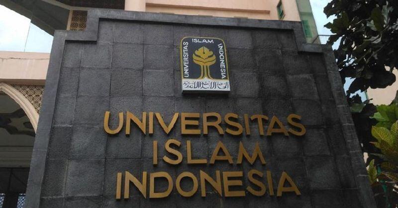 Lakukan Pelecehan Seksual, Gelar Alumnus Mahasiswa Berprestasi UII Dicabut