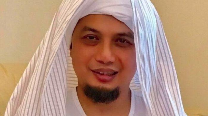 Deretan Artis Meninggal Di Bulan Ramadhan, Siapa Saja Mereka? 