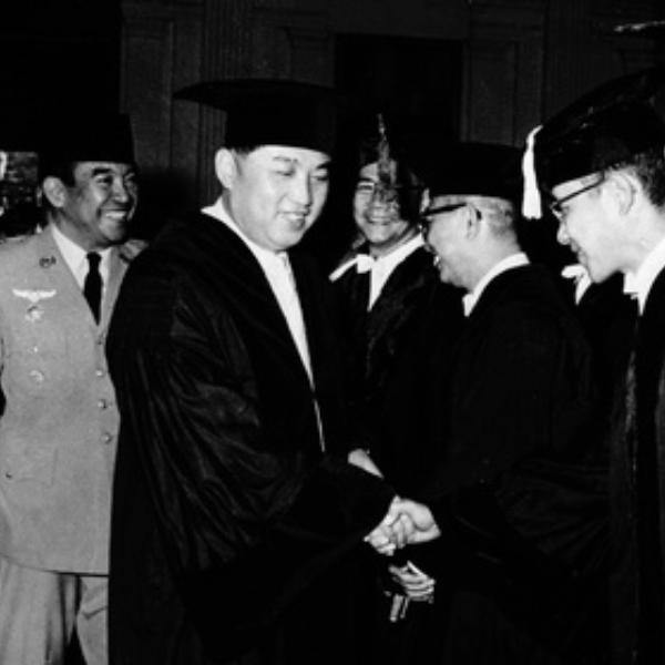 Presiden Abadi Korea Utara Pernah Terima Gelar Doktor HC dari UI, Kamu Tahu Gak?