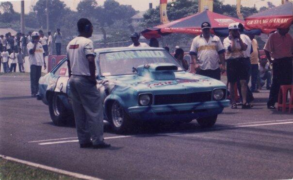 Inilah 4 mobil balap drag race yang paling legendaris pada jaman dulu di Indonesia!