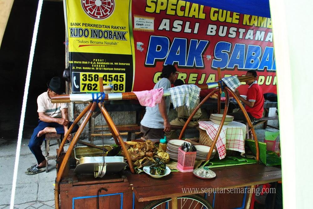 Gulai Kambing Bustaman, Kuliner yang Patut Dicicipi Saat Libur Lebaran di Semarang