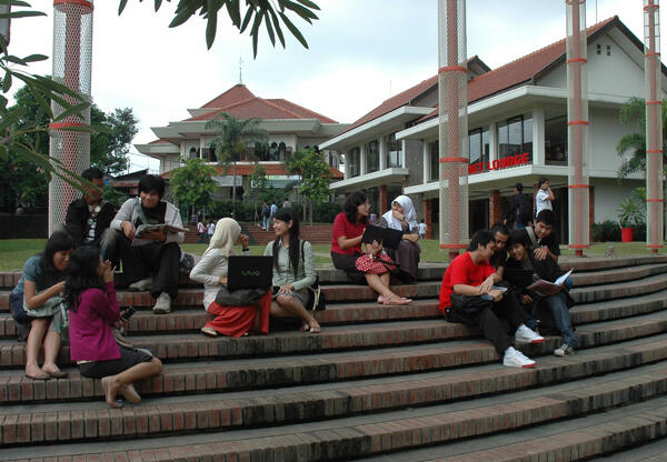 Tentang Universitas Swasta Terbaik: 4 Keunggulan Universitas Gunadarma