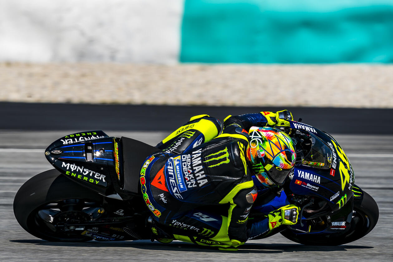 HELM ARTISTIK VALENTINO ROSSI DITAHUN 2019