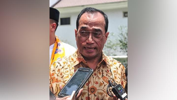 Corona RI Diwarnai Pembangkangan 2 Menteri
