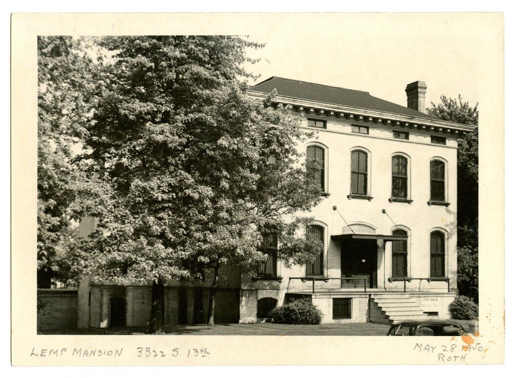 Inilah Kisah &quot;SERAM&quot; Rumah Paling BERHANTU Di Amerika, Lemp Mansion St. Louis