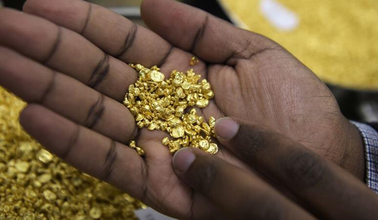 Harga Emas Naik Didorong Kemungkinan Suku Bunga Negatif di AS