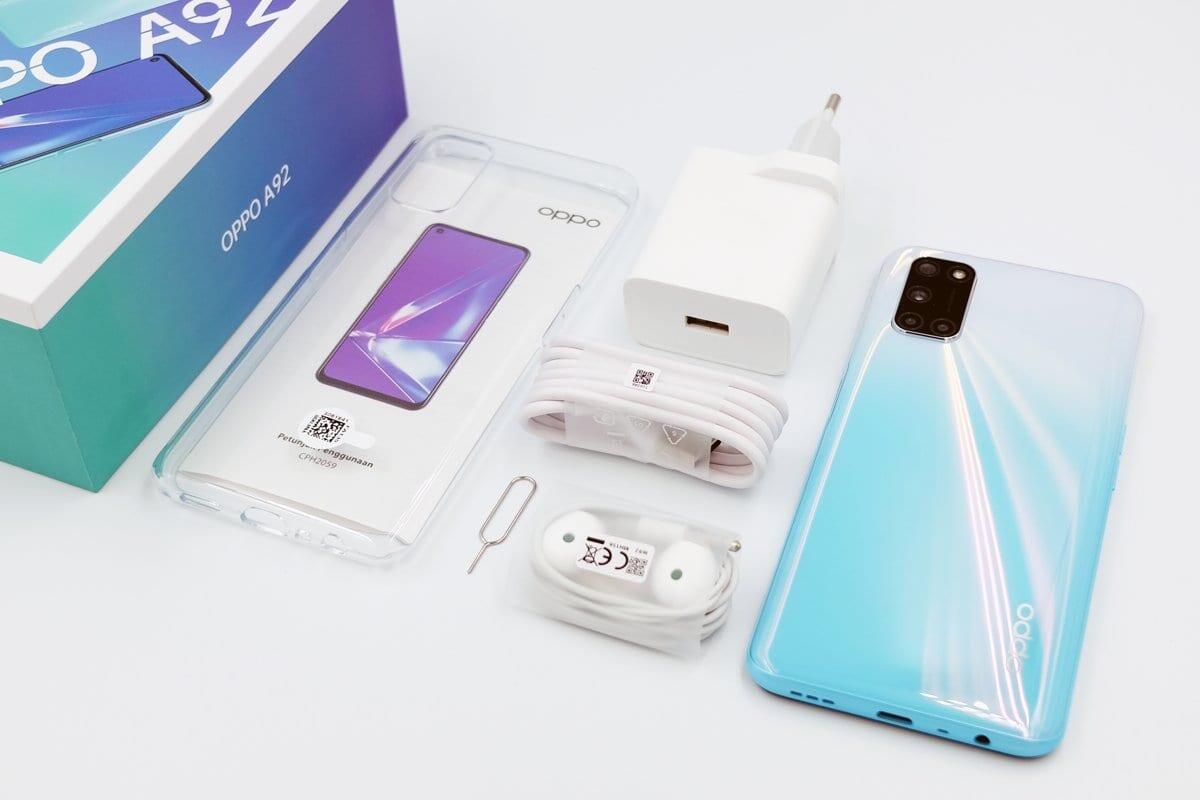 Review OPPO A92