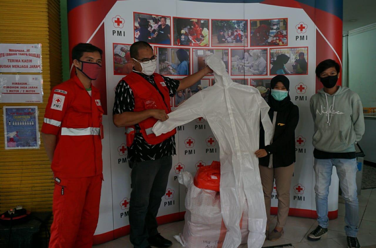 Hari Palang Merah Internasional, Kotret Salurkan Bantuan APD ke PMI Kota Tangerang