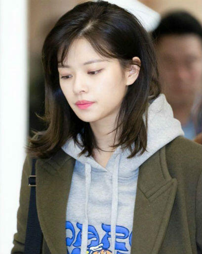 9 Ide OOTD Simple Dari Jeongyeon TWICE