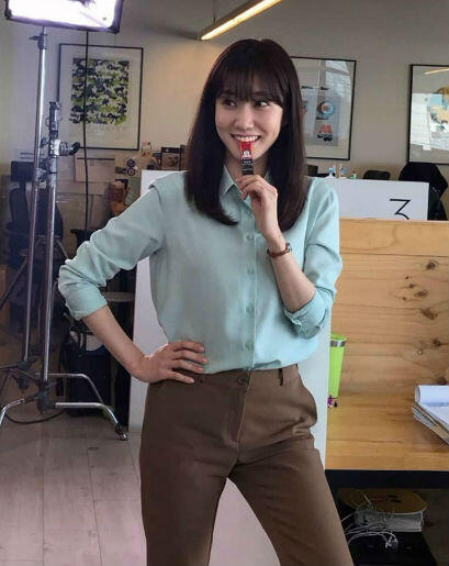 OOTD Park Eun Bin, Pemeran Drama Hits Stove League Yang Kasual &amp; Chic