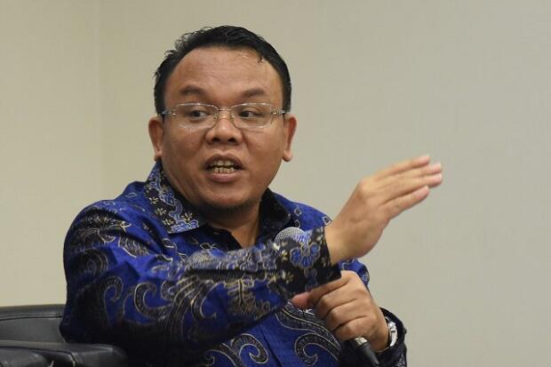 TKA China Diperlakukan Baik, Mengapa TKI Tak Dilindungi