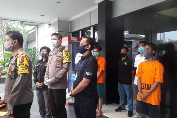 Bawa Celurit, Dua Anggota Geng Motor di Bekasi Diciduk