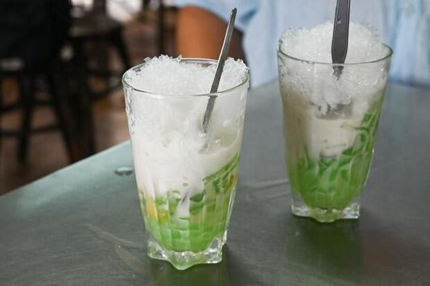 CENDOL DAWET? Serupa tapi tak sama sampai terkenal oleh Sang Maestro Ambyar