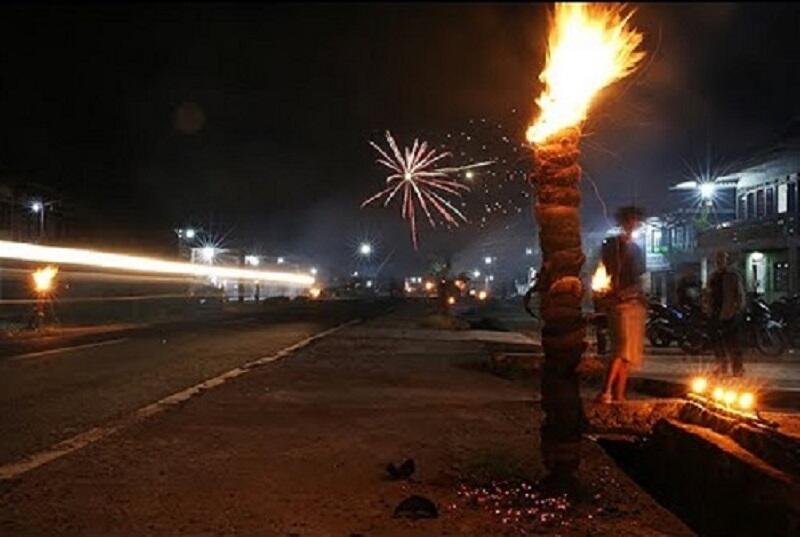 Kebudayaan Lampung Barat Malam 27 Ramadhan &quot;Malaman Buka Dibi!&quot;