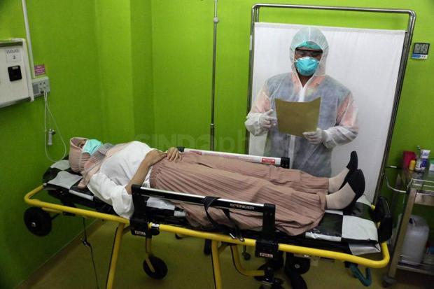 Beratnya Tantangan Tenaga Kesehatan di Tengah Pandemi Covid-19
