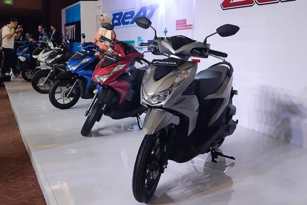 Rekomendasi 10 Motor Irit & Murah