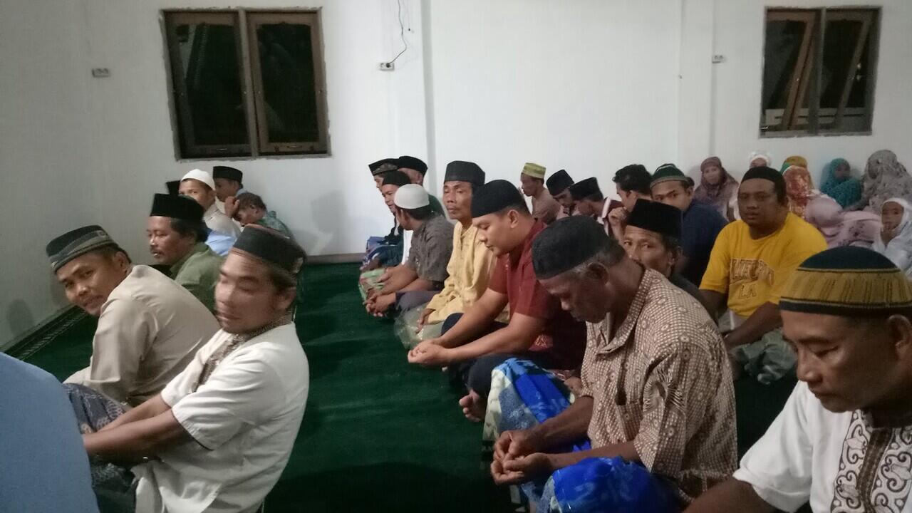 Urak Wedalan, Tradisi Berbagi Saat Tarawih di Kabupaten Kudus
