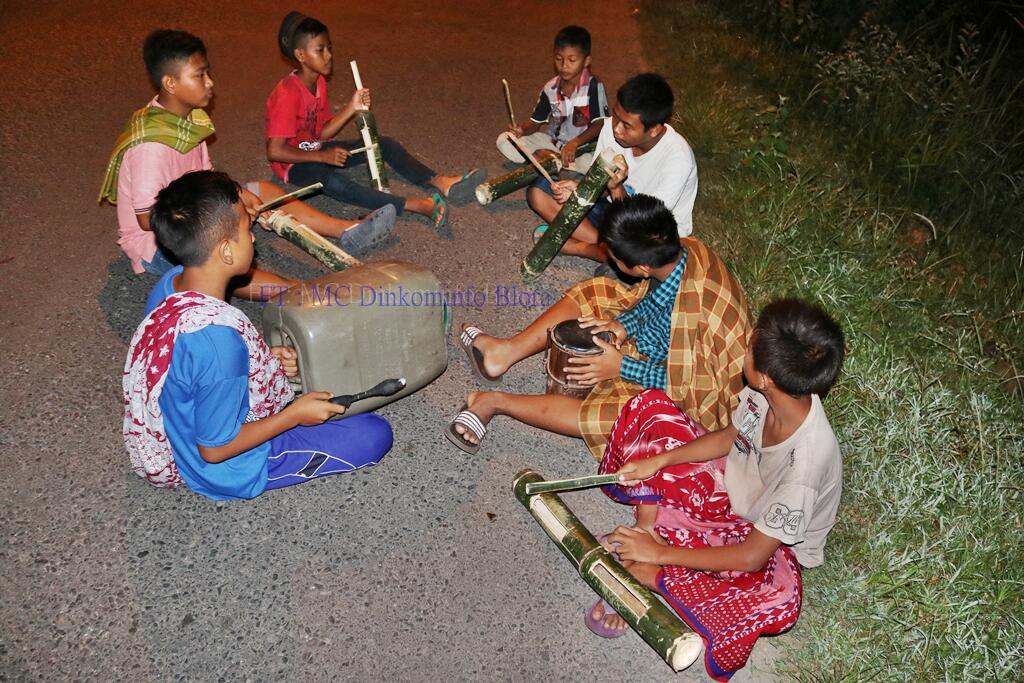Tradisi Bangunkan Sahur Dengan Thekthek di Kabupaten Rembang