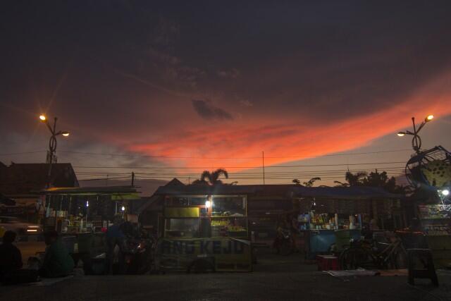 Uniknya Ngabuburit “Nyare Malem” Ala Madura