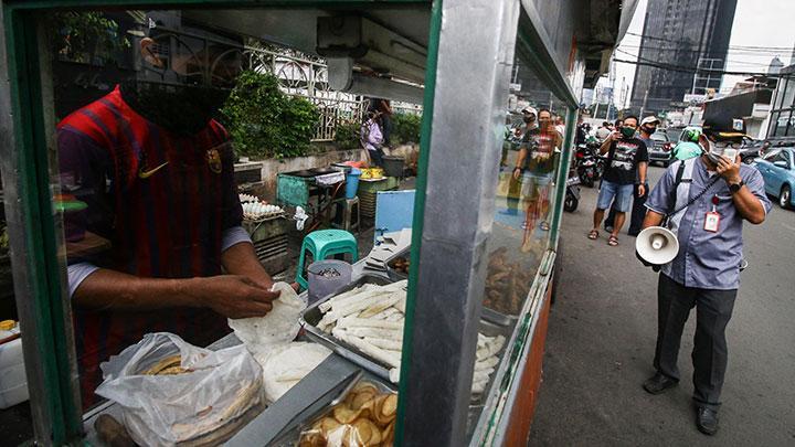 Beginilah Suasana Jakarta Menjelang Buka Puasa di Tengah Pandemi Corona