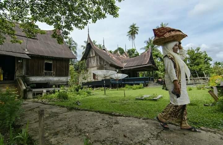 Ziarah Ke Makam Ambacang Kepala Beruk. Tradisi yang Pernah Dianggap Salah!