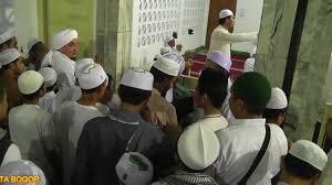 Tradisi Likuran Mesjid Keramat Empang Bogor