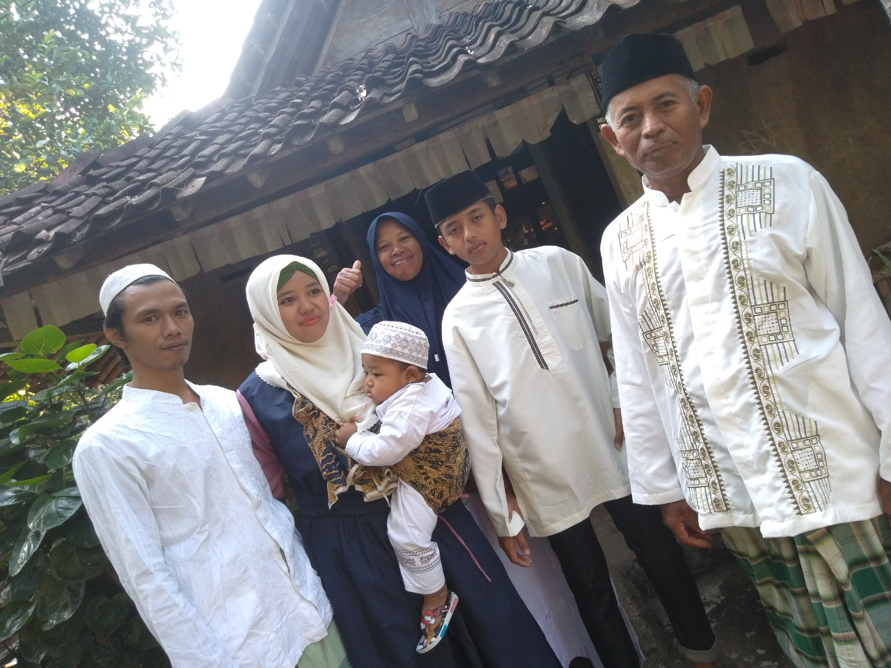 SEJARAH Kearifan Lokal Saban Selesai Salat Idul Fitri Masyarakat Jatirejo, Ngawi