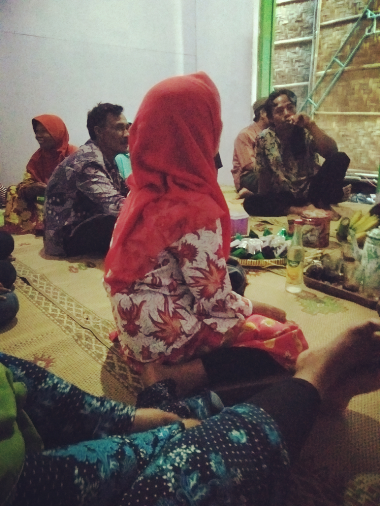 SEJARAH Kearifan Lokal Saban Selesai Salat Idul Fitri Masyarakat Jatirejo, Ngawi