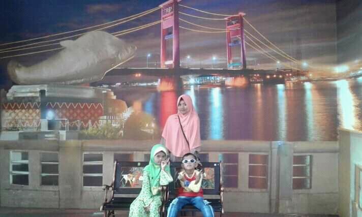 Dilema Anak Rantau: Pulang Bertaruh Nyawa, Tak Pulang Rindu Menyiksa.