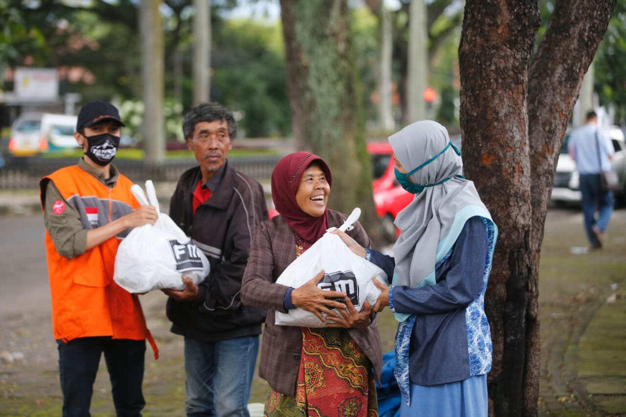 Kebaikan Kecil yang Membawa Manfaat Besar Untuk Orang Lain, Agan Terinspirasi?