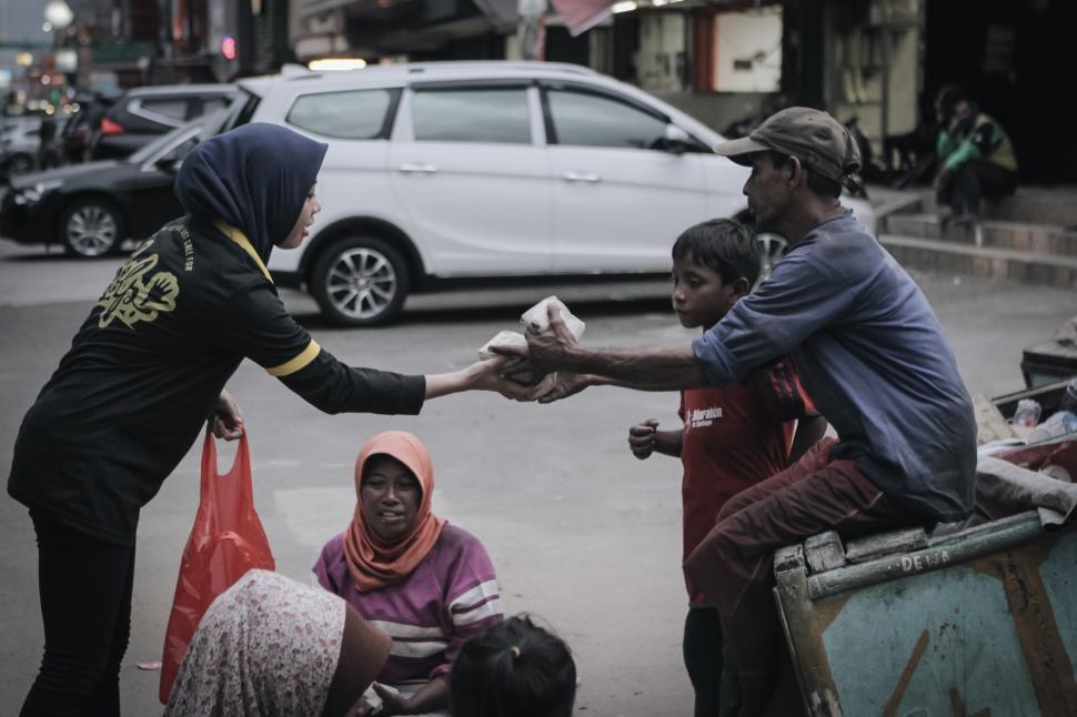 Kebaikan Kecil yang Membawa Manfaat Besar Untuk Orang Lain, Agan Terinspirasi?