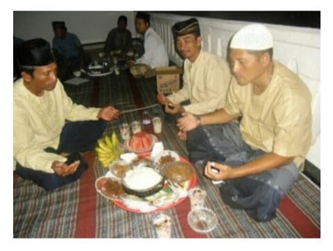 &#91;COC_Regional_Serentak2020&#93; Beberapa Tradisi saat Ramadhan di Pulau Bawean