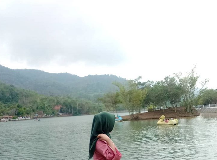&#91;Ramadan di Kotaku&#93; Asri Keindahan Danau Picung